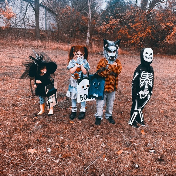 Meet your posher! - Picture 5 of 10